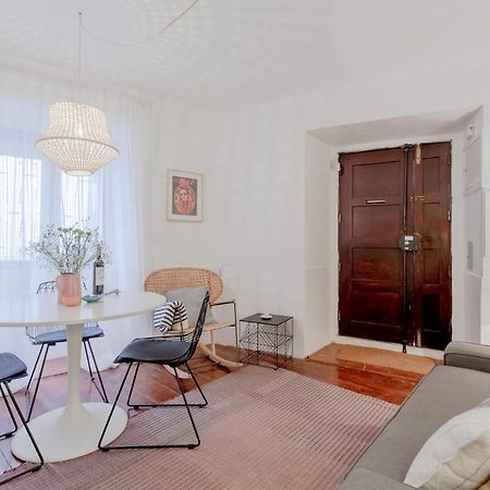 Typical Alfama Apartment, By Timecooler Lisbona Esterno foto