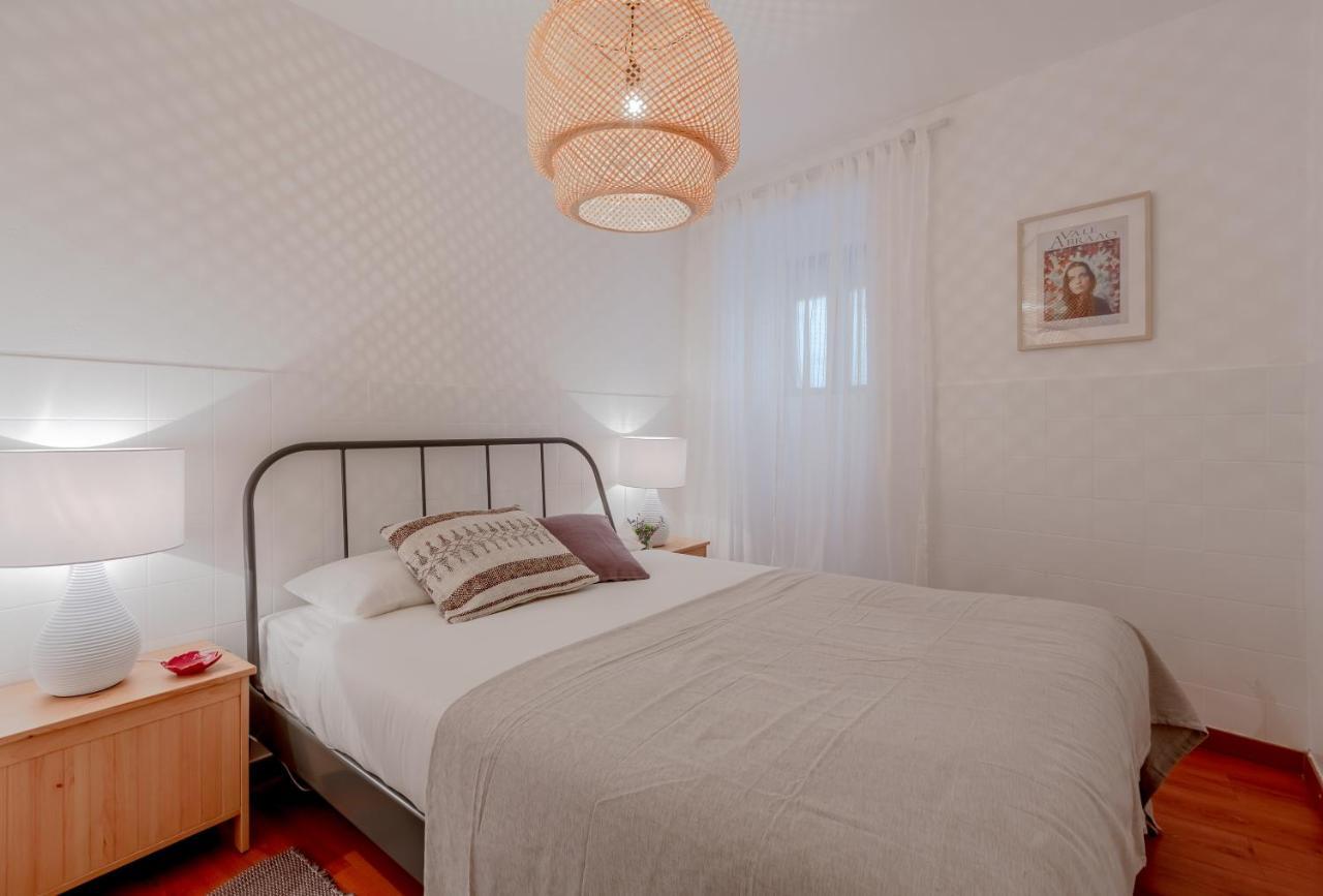 Typical Alfama Apartment, By Timecooler Lisbona Esterno foto