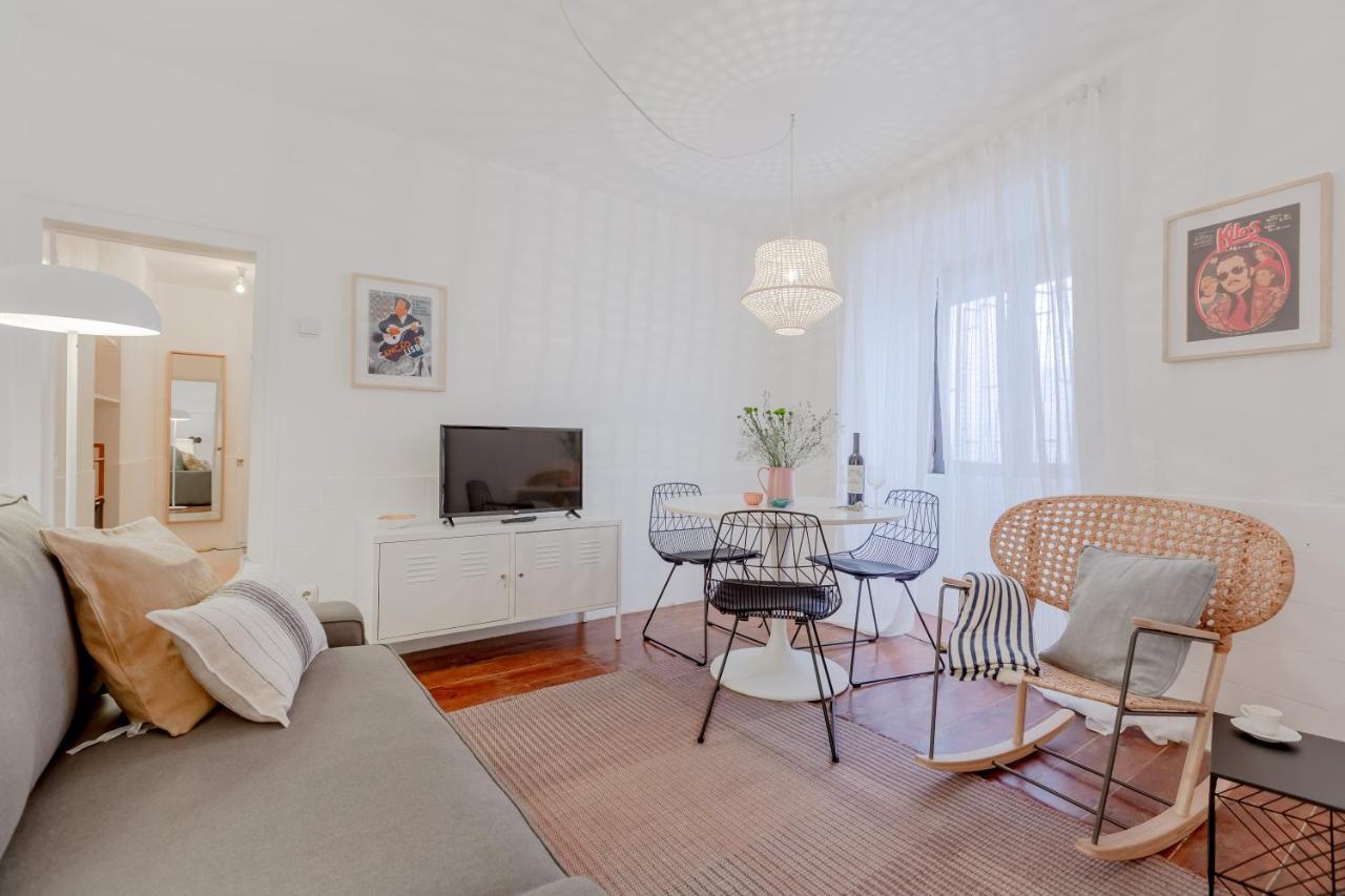 Typical Alfama Apartment, By Timecooler Lisbona Esterno foto