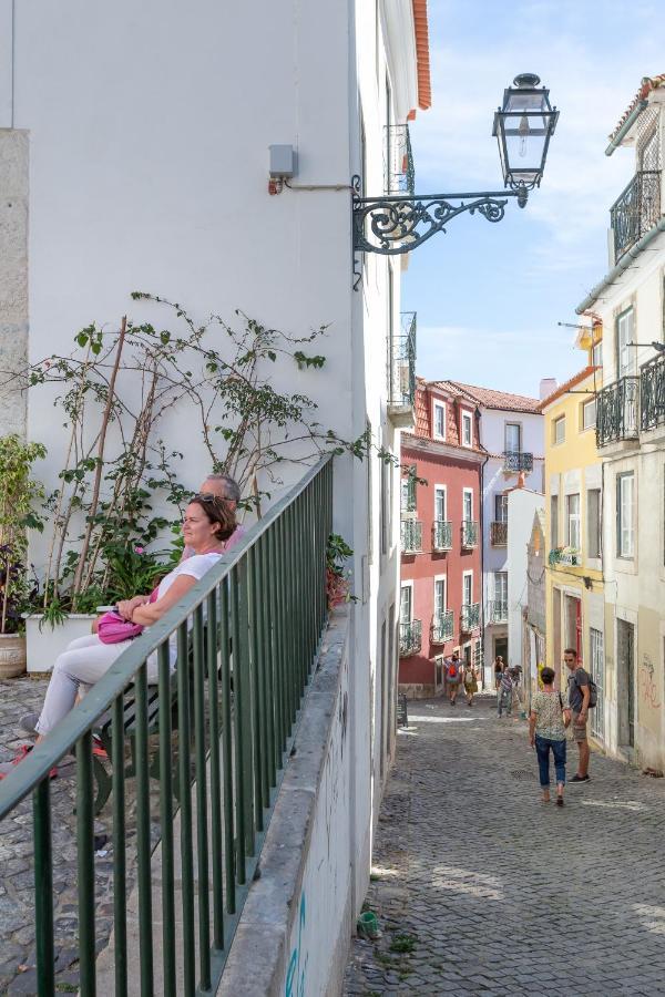 Typical Alfama Apartment, By Timecooler Lisbona Esterno foto