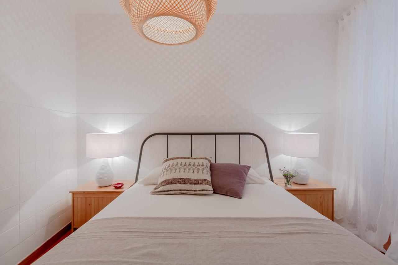 Typical Alfama Apartment, By Timecooler Lisbona Esterno foto
