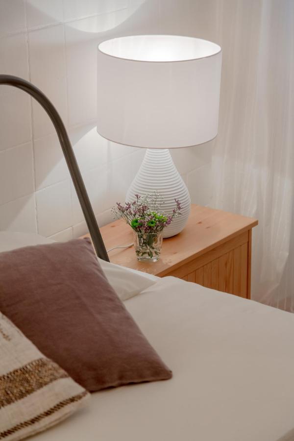 Typical Alfama Apartment, By Timecooler Lisbona Esterno foto
